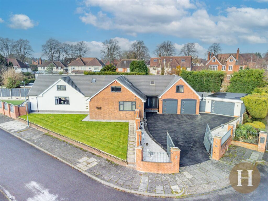 Gilmorton Close, Harborne, Birmingham, B17