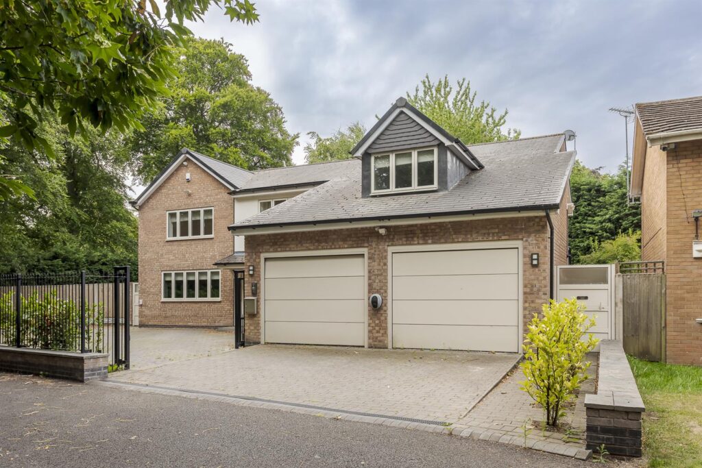 Malcomson Close, Edgbaston, Birmingham, B15