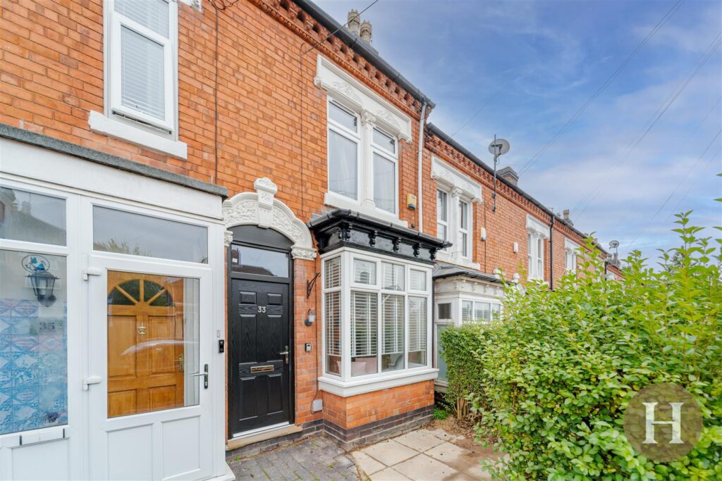 Earls Court Road, Harborne, Birmingham, B17