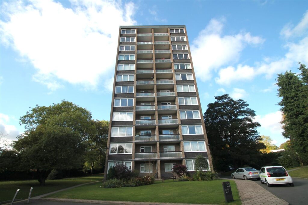 Elmwood Court, Edgbaston, Birmingham, B5