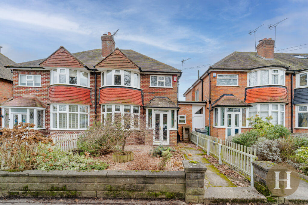 Queens Park Road, Birmingham, B32